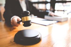 EUGH Urteil wird mit dem Richterhammer gefällt